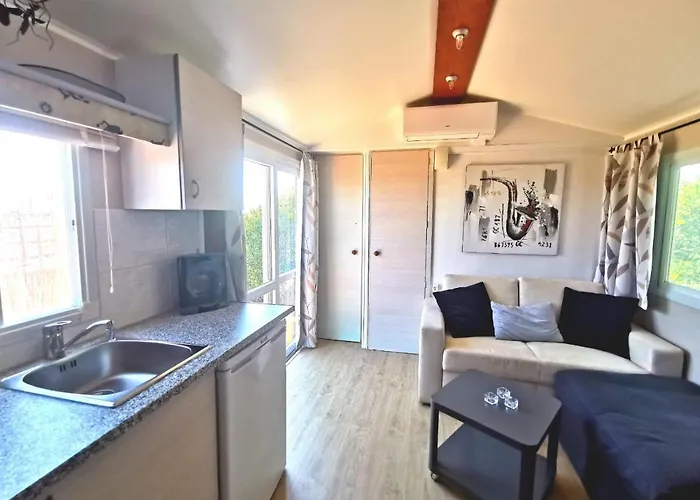 Dom wakacyjny Casa Azul-tiny House With Fantastic View, Big Outdoor Space And Pool *