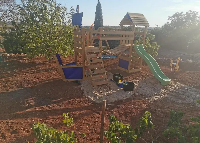 Dom wakacyjny Casa Azul-tiny House With Fantastic View, Big Outdoor Space And Pool Silves