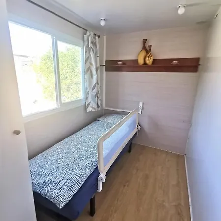 度假居 Casa Azul-tiny House With Fantastic View, Big Outdoor Space And Pool